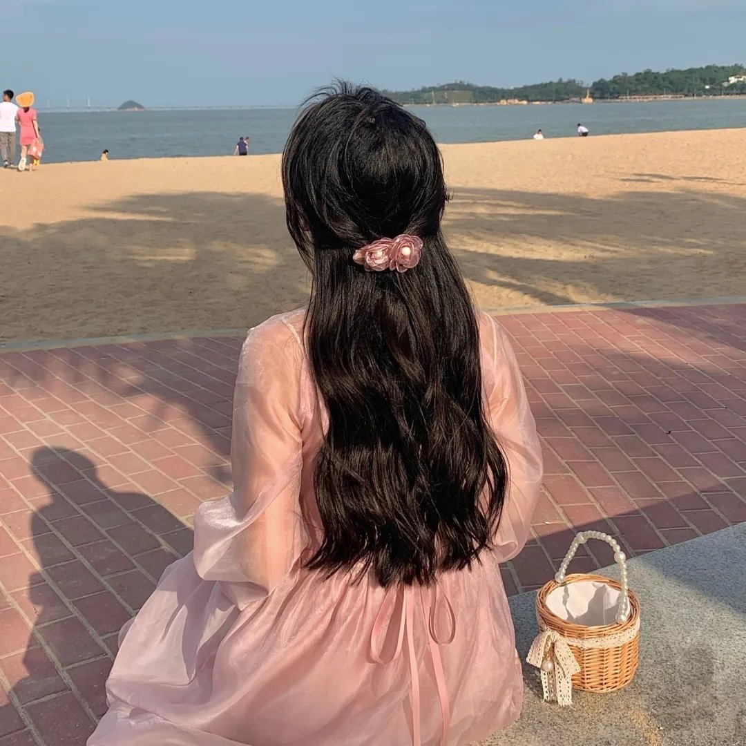 四个阿妈一个佬